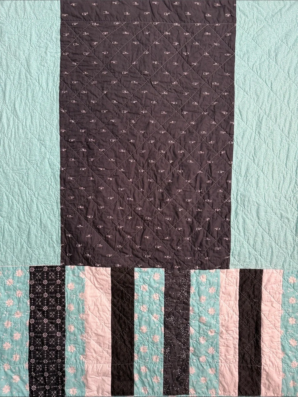 Black & White Star Quilt - Modern Geometric